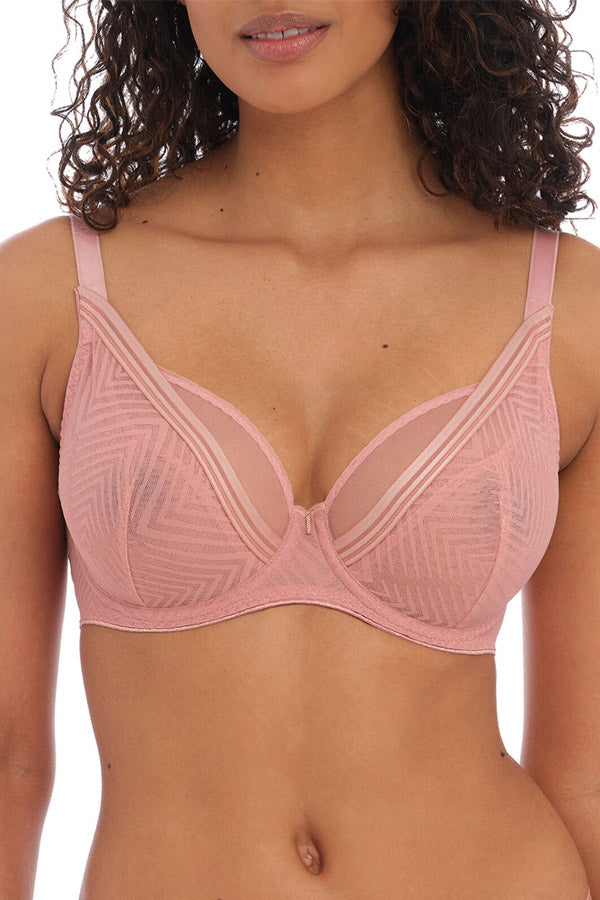 Tailored Underwire High Apex Plunge Bra